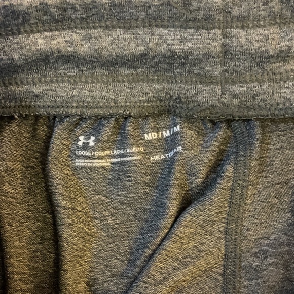 Under armour crops - Picture 4 of 5